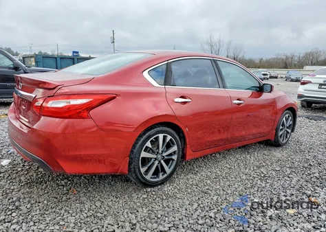 2016 Nissan Altima 2.5 z USA, uszkodzony, nr VIN 1N4AL3AP9GC218333